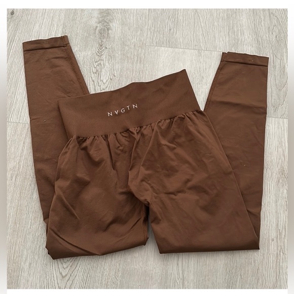 NVGTN Pants - Mocha NVGTN Leggings- Medium